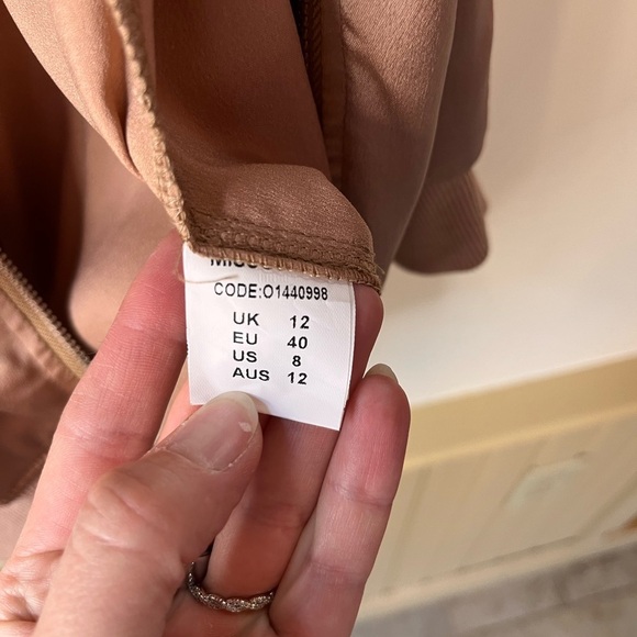 Carli Bybel Missguided Lace Up Arm Satin Long Bomber Jacket Tan Sz 8 Relaxed Fit - Picture 10 of 13